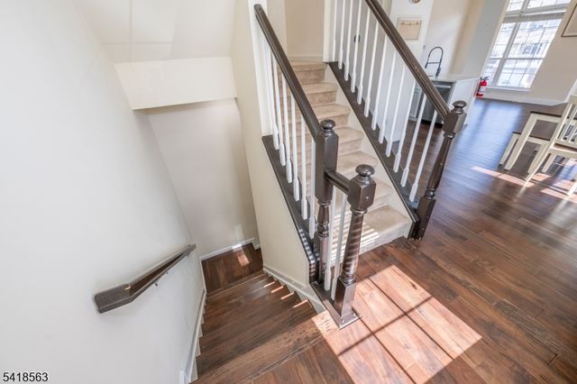 59 Carter Rd, Wanaque Boro, NJ 07420