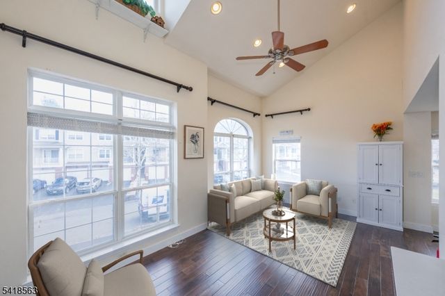 59 Carter Rd, Wanaque Boro, NJ 07420