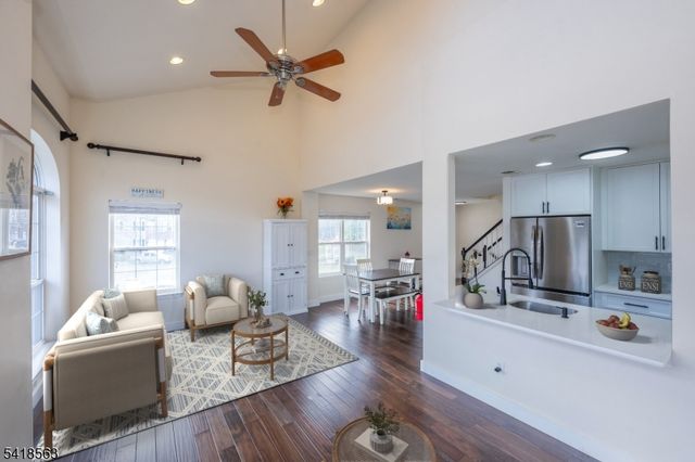 59 Carter Rd, Wanaque Boro, NJ 07420