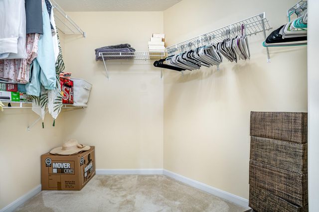 5808 Bunkers Avenue, Burlington, KY 41005