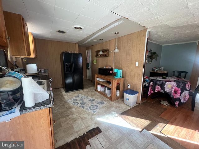 4493 STONEWALL JACKSON HWY, Bentonville, VA 22610