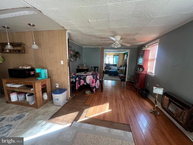 4493 STONEWALL JACKSON HWY, Bentonville, VA 22610