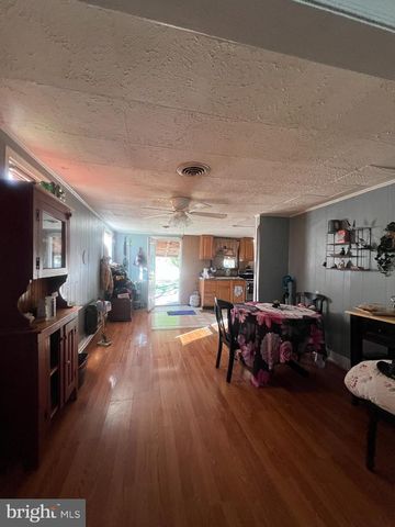 4493 STONEWALL JACKSON HWY, Bentonville, VA 22610