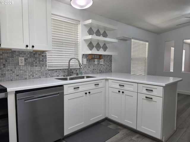 16680 80th Pl, Milwaukie, OR 97267