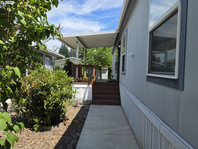 16680 80th Pl, Milwaukie, OR 97267