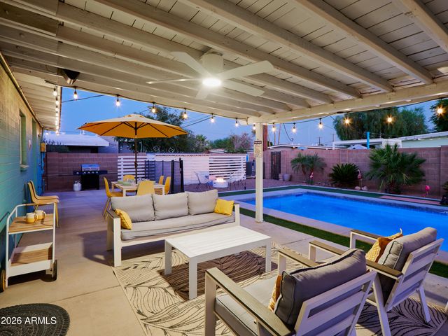 7313 E OAK Street, Scottsdale, AZ 85257