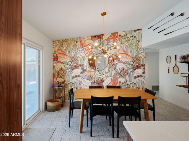 7313 E OAK Street, Scottsdale, AZ 85257