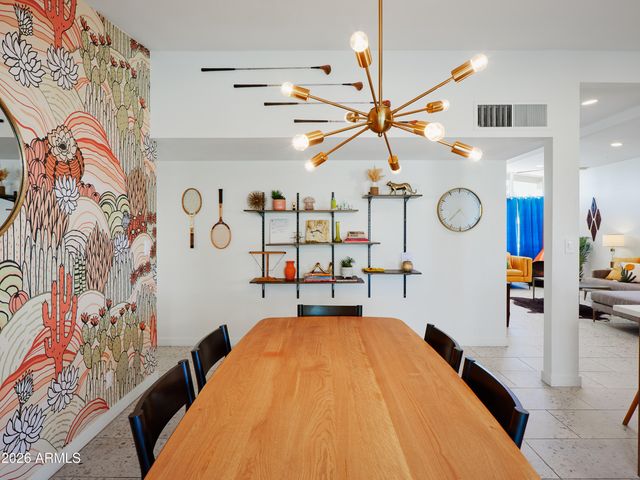 7313 E OAK Street, Scottsdale, AZ 85257
