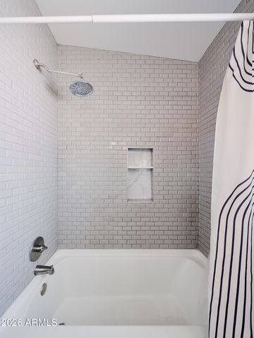7313 E OAK Street, Scottsdale, AZ 85257