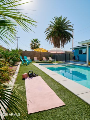 7313 E OAK Street, Scottsdale, AZ 85257