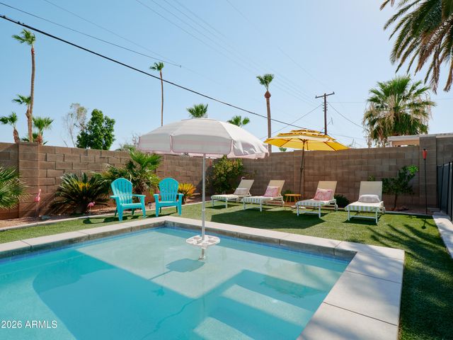 7313 E OAK Street, Scottsdale, AZ 85257