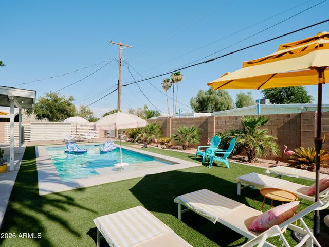 7313 E OAK Street, Scottsdale, AZ 85257