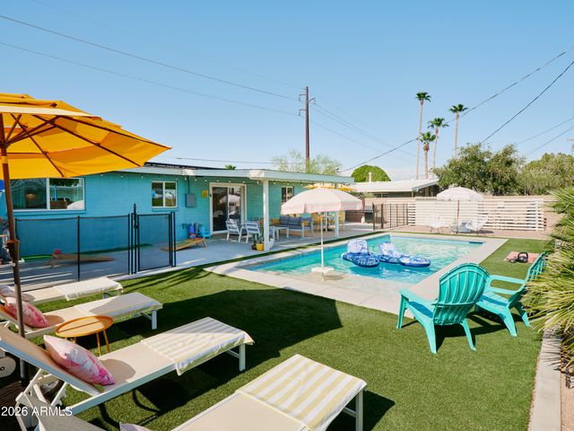 7313 E OAK Street, Scottsdale, AZ 85257