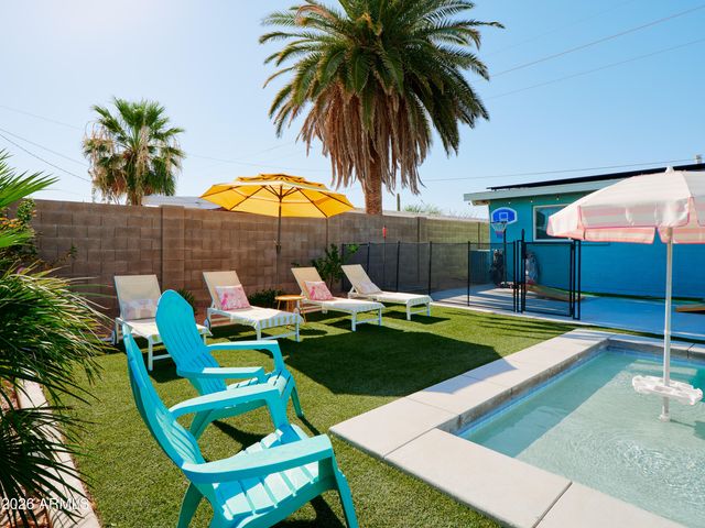 7313 E OAK Street, Scottsdale, AZ 85257