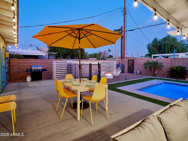 7313 E OAK Street, Scottsdale, AZ 85257