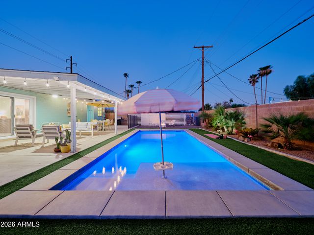 7313 E OAK Street, Scottsdale, AZ 85257