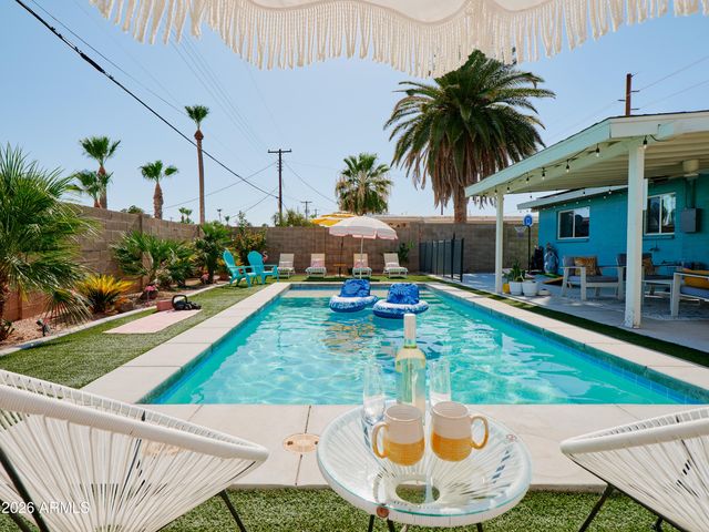 7313 E OAK Street, Scottsdale, AZ 85257