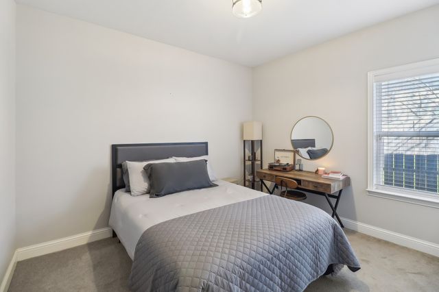 601 N Lancaster Avenue, Dallas, TX 75203