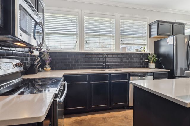 601 N Lancaster Avenue, Dallas, TX 75203