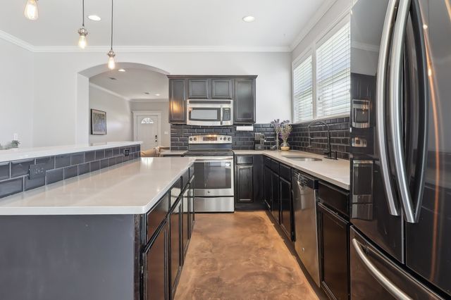 601 N Lancaster Avenue, Dallas, TX 75203