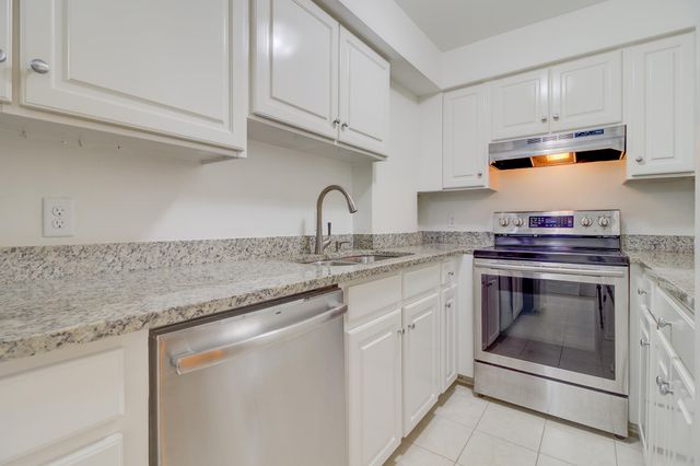 55 Ashley Avenue 2, Charleston, SC 29401