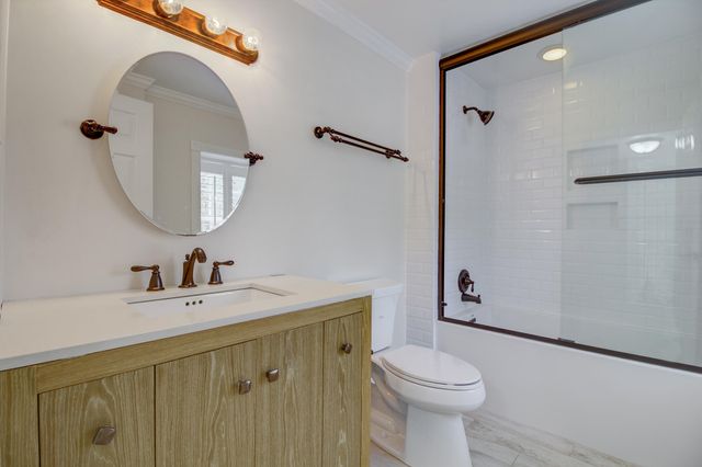 55 Ashley Avenue 2, Charleston, SC 29401