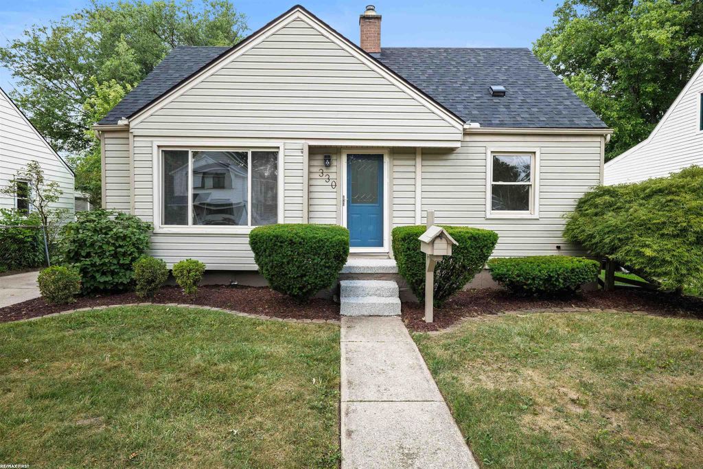 330 Gargantua Ave., Clawson, MI 48017
