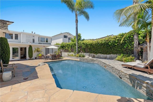 540 De Anza Drive, Corona Del Mar, CA 92625