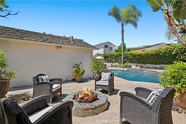 540 De Anza Drive, Corona Del Mar, CA 92625