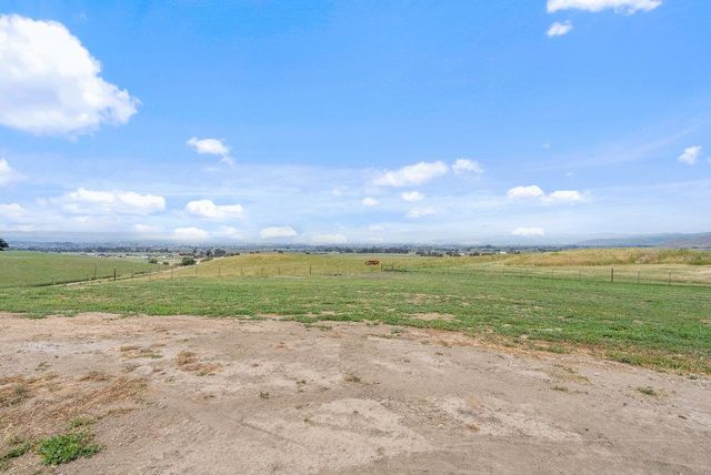 3000 Coppa Court, Hollister, CA 95023