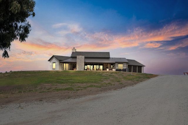 3000 Coppa Court, Hollister, CA 95023