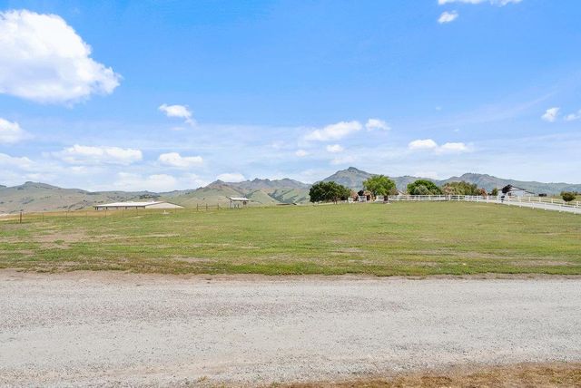 3000 Coppa Court, Hollister, CA 95023