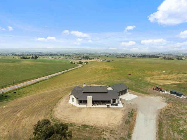 3000 Coppa Court, Hollister, CA 95023