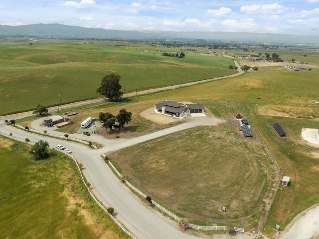 3000 Coppa Court, Hollister, CA 95023