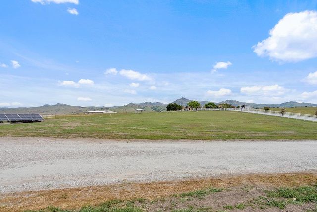 3000 Coppa Court, Hollister, CA 95023