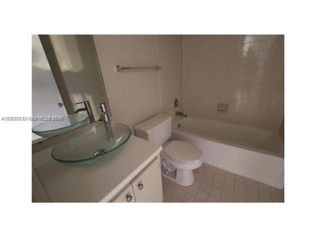 540 Brickell Key Drive 918, Miami, FL 33131