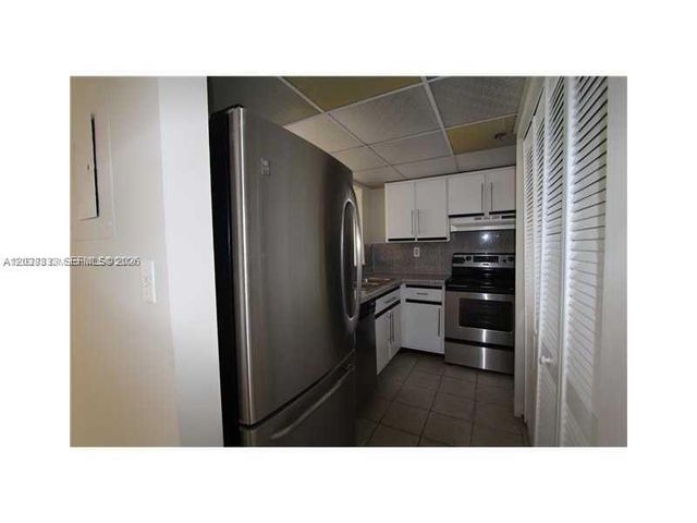 540 Brickell Key Drive 918, Miami, FL 33131