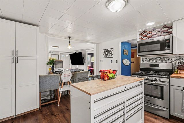 1460 S Mill Iron Road, Muskegon, MI 49442