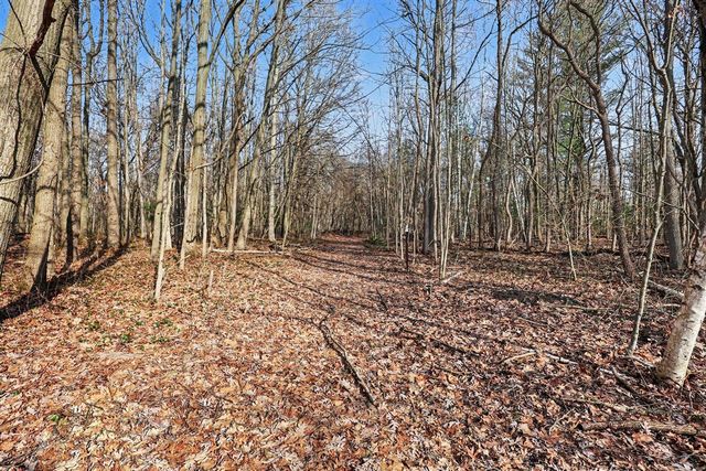 1460 S Mill Iron Road, Muskegon, MI 49442