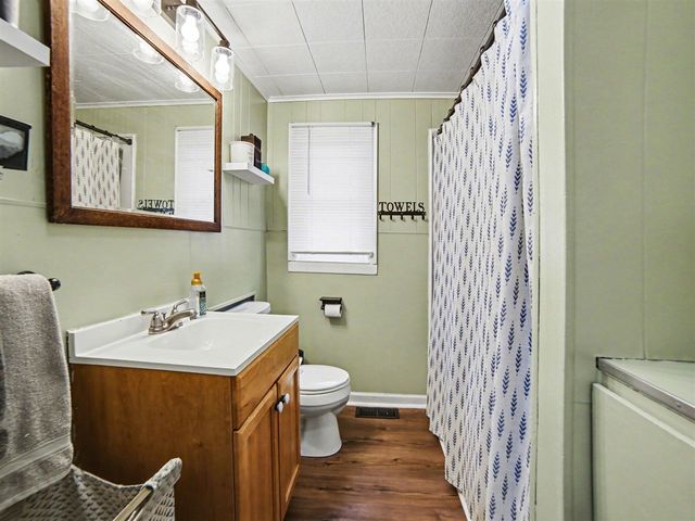 1460 S Mill Iron Road, Muskegon, MI 49442