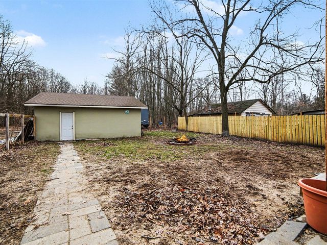 1460 S Mill Iron Road, Muskegon, MI 49442