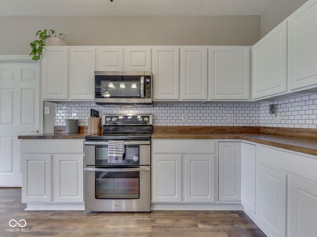 8345 Flat Branch Drive, Indianapolis, IN 46259