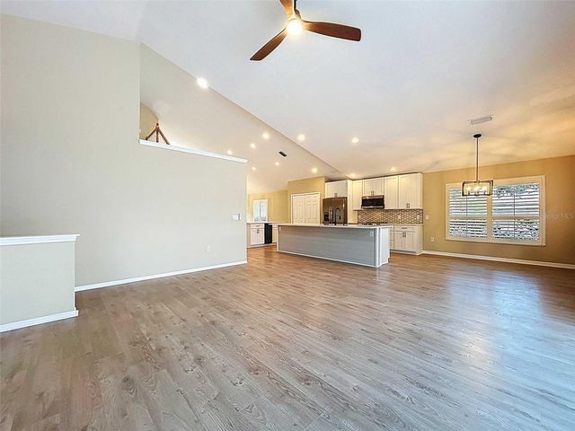 7703 BRITISH OPEN WAY, Lakewood Ranch, FL 34202