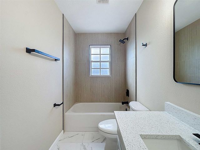 7703 BRITISH OPEN WAY, Lakewood Ranch, FL 34202