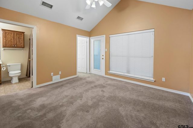 433 Knollwood Lane, Holly Lake Ranch, TX 75765