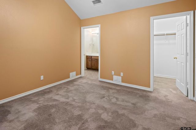 433 Knollwood Lane, Holly Lake Ranch, TX 75765