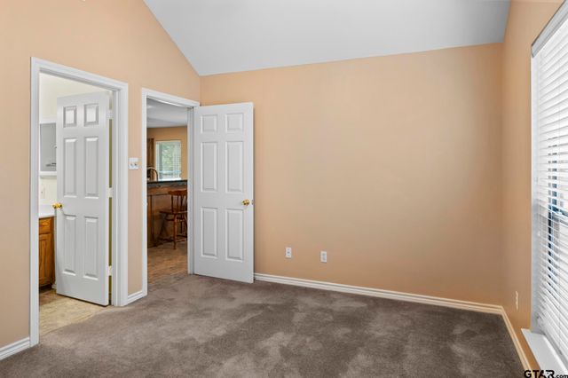 433 Knollwood Lane, Holly Lake Ranch, TX 75765