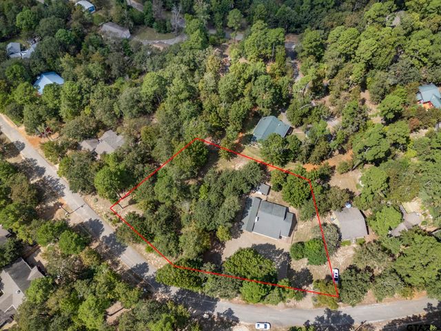 433 Knollwood Lane, Holly Lake Ranch, TX 75765