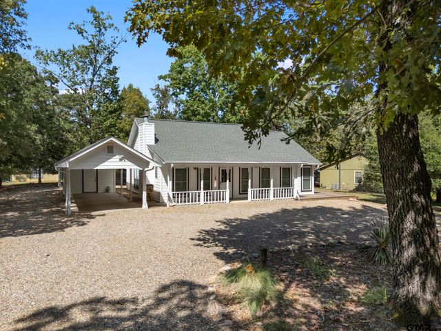 433 Knollwood Lane, Holly Lake Ranch, TX 75765