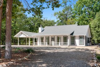 433 Knollwood Lane, Holly Lake Ranch, TX 75765